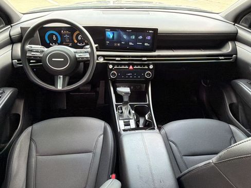 Used 2026 Hyundai Santa Cruz SEL FWD image 16