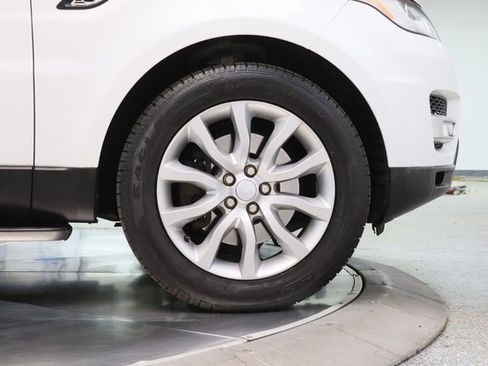 Used 2016 Land Rover Range Rover Sport HSE image 14