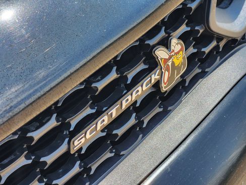 Used 2019 Dodge Charger Scat Pack RWD image 17