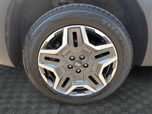 Used 2023 Hyundai Santa Fe SEL Convenience image 20