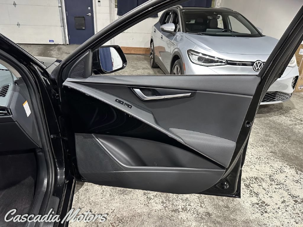 Used 2023 Kia Niro Wind w/ Wind Preserve Package FWD image 25