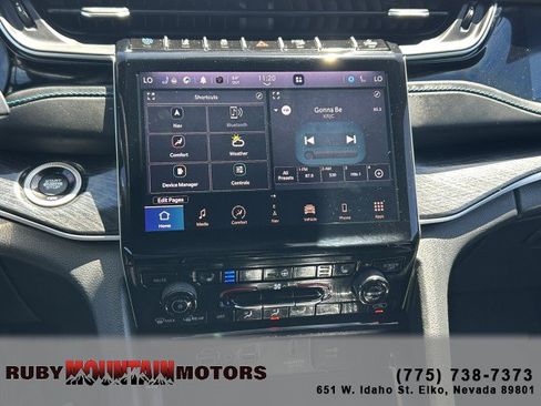 Used 2022 Jeep Grand Cherokee Trailhawk AWD/4WD image 17