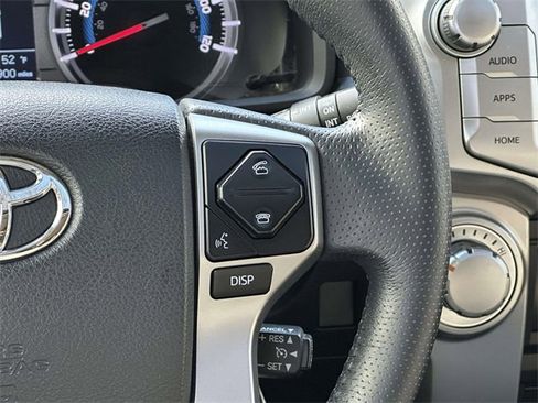 Used 2019 Toyota 4Runner SR5 Premium image 17