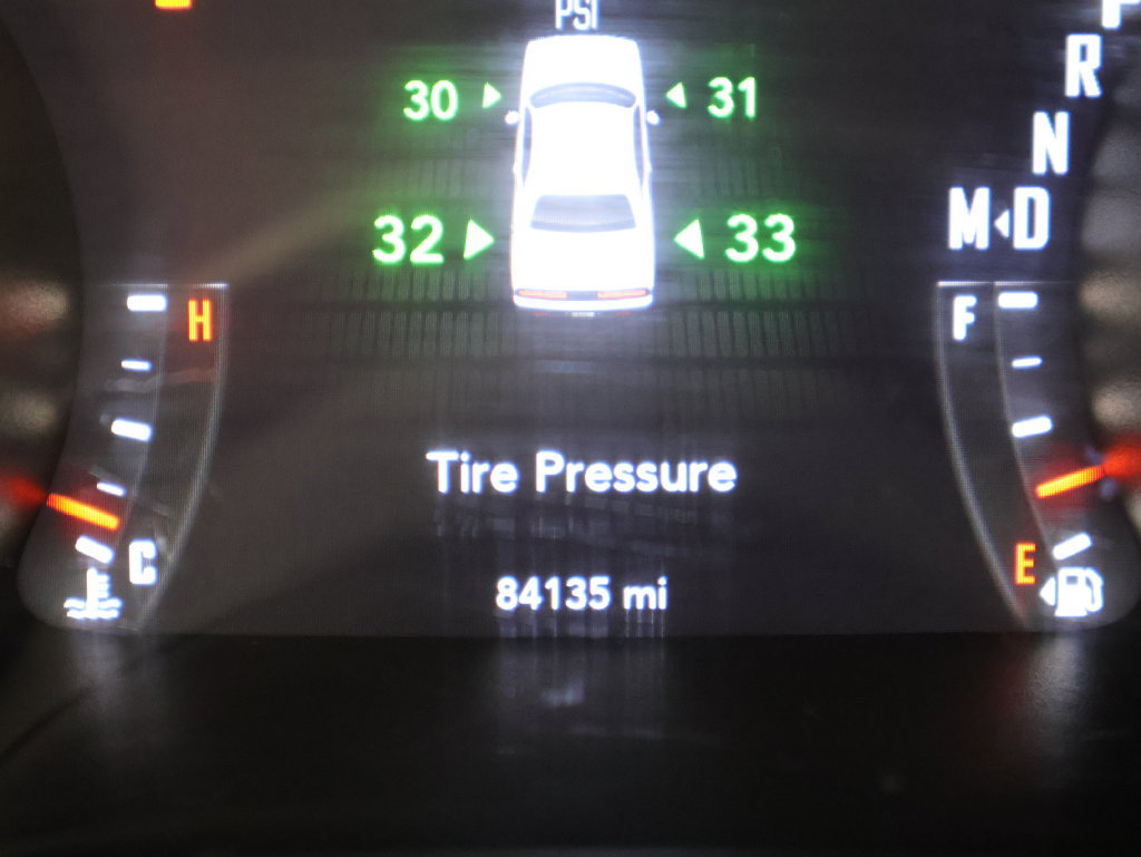 Used 2016 Dodge Challenger SXT w/ Sound Group RWD image 4
