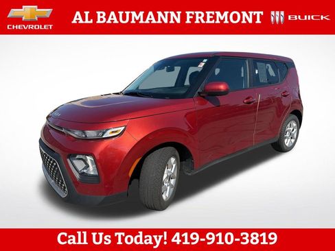 Used 2022 Kia Soul LX w/ Technology Package FWD image 2
