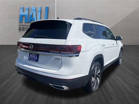 Certified 2025 Volkswagen Atlas SE w/ Panoramic Sunroof Package AWD/4WD image 6