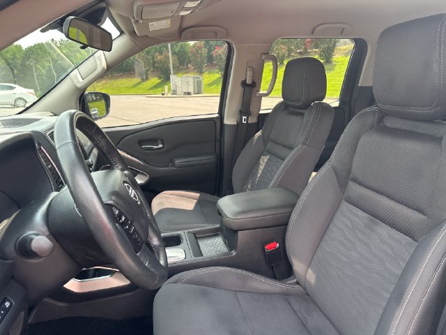 Used 2023 Nissan Frontier SV w/ SV Convenience Package RWD image 16