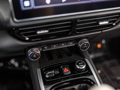 New 2025 Lotus Emira image 25