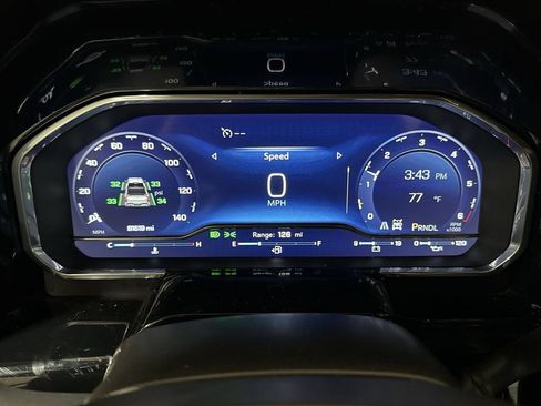 Used 2023 Chevrolet Silverado 1500 LT AWD/4WD image 12
