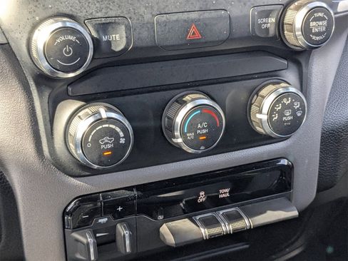 Used 2024 RAM 2500 Big Horn image 22