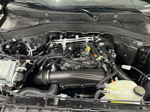 New 2026 Ford Explorer Active image 31