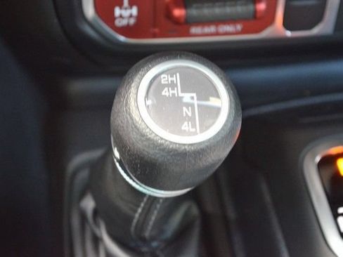 New 2026 Jeep Gladiator Sport AWD/4WD image 24