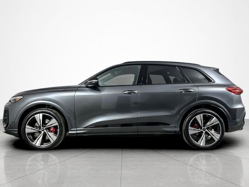 New 2025 Audi SQ5 Premium Plus image 3
