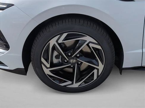Certified 2026 Hyundai Sonata SEL FWD image 10