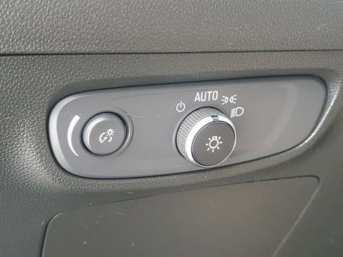 Used 2024 Buick Encore GX Preferred image 7