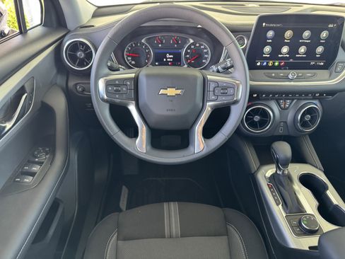 New 2025 Chevrolet Blazer LT w/ Midnight/Sport Edition image 17