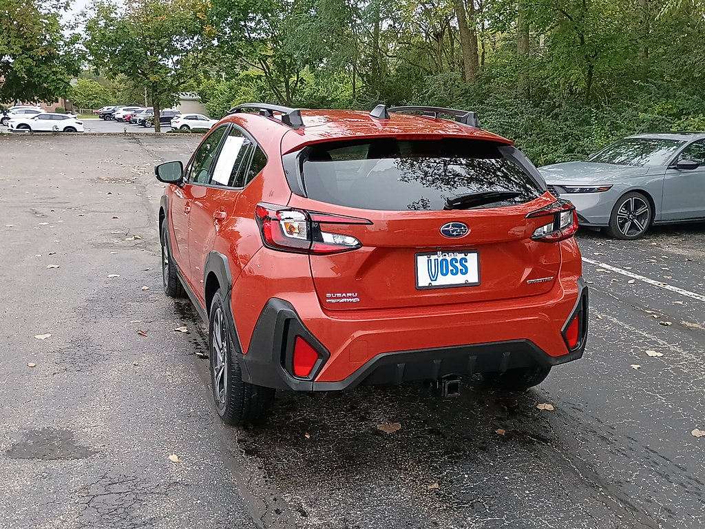 Used 2024 Subaru Crosstrek 2.0i Premium AWD/4WD image 5