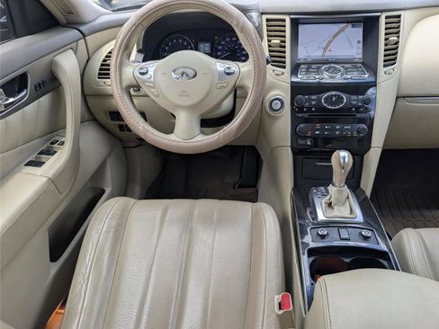 Used 2016 INFINITI QX70 2WD w/ Premium Package image 27