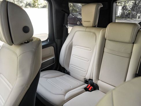 Used 2020 Mercedes-Benz G 550 image 38