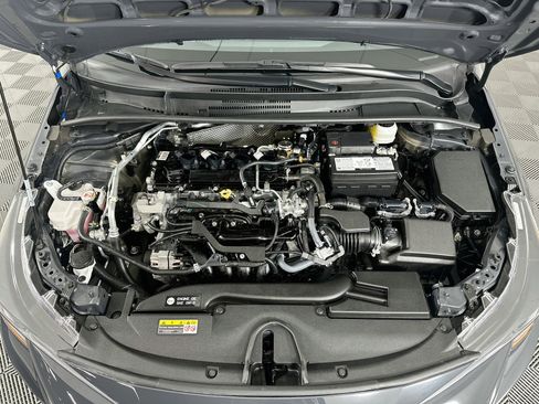 Used 2025 Toyota Corolla LE FWD image 31