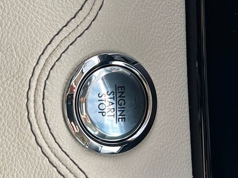Used 2021 Lincoln Navigator Reserve AWD/4WD image 35