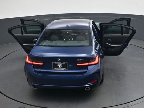 Used 2024 BMW 330i Sedan w/ Premium Package RWD image 39