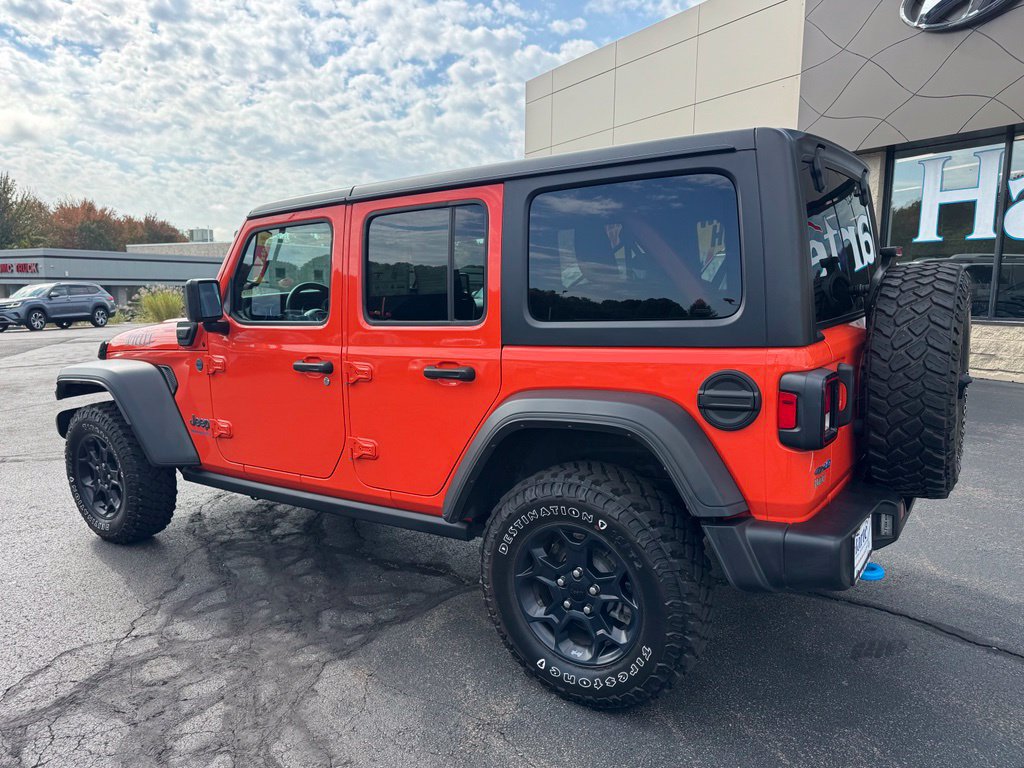 Used 2023 Jeep Wrangler Unlimited w/ Convenience Group AWD/4WD image 7