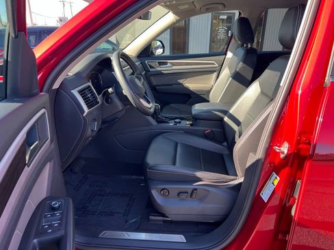 Used 2023 Volkswagen Atlas SE image 9