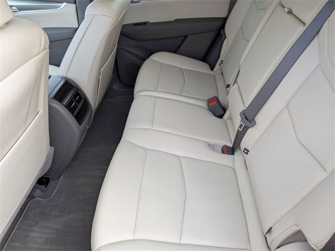 Certified 2024 Cadillac XT5 Premium Luxury w/ LPO, Floor Liner Package image 23