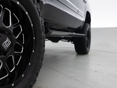 Used 2011 Chevrolet Tahoe LTZ image 27