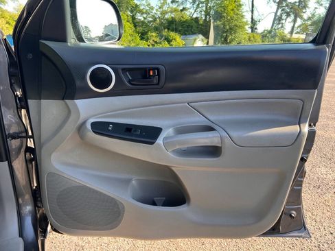 Used 2013 Toyota Tacoma 2WD Access Cab w/ SR5 Pkg image 17