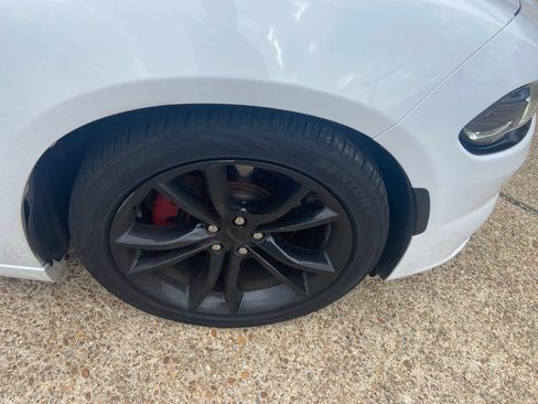 Used 2016 Dodge Charger R/T w/ Plus Group RWD image 30