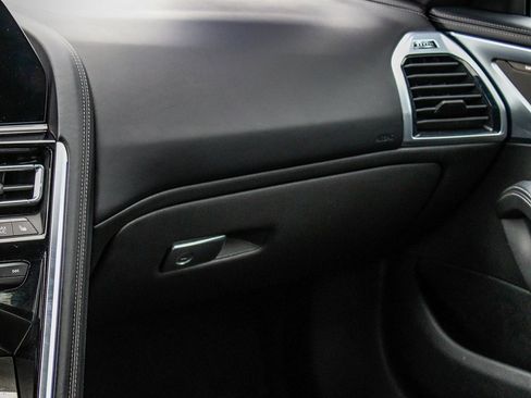 Used 2022 BMW 840i xDrive Convertible w/ Driving Assistance Package image 15