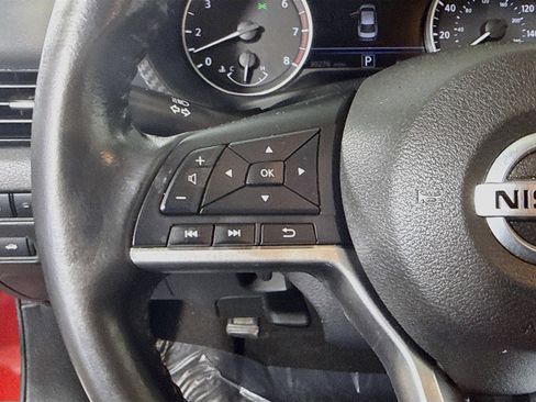 Used 2021 Nissan Sentra SV FWD image 14