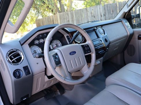 Used 2009 Ford F350 Lariat image 15