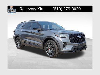 Used 2025 Ford Explorer ST-Line w/ Premium Package