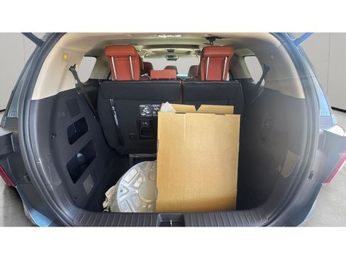 New 2026 Kia Carnival SX Prestige FWD image 14