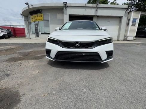 Used 2023 Honda Civic LX image 9