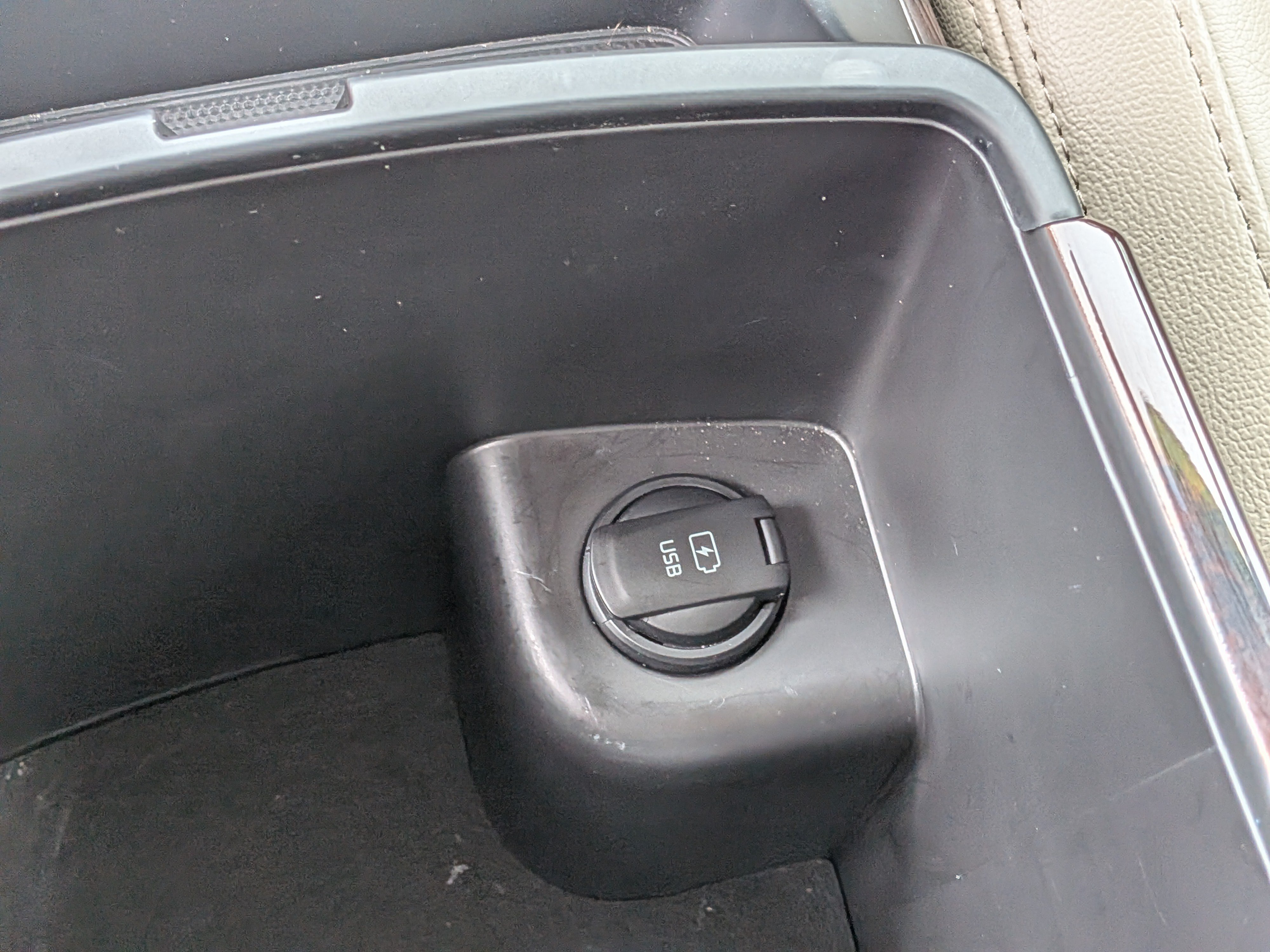 Used 2016 Kia Sorento EX w/ EX Premium Package FWD image 33