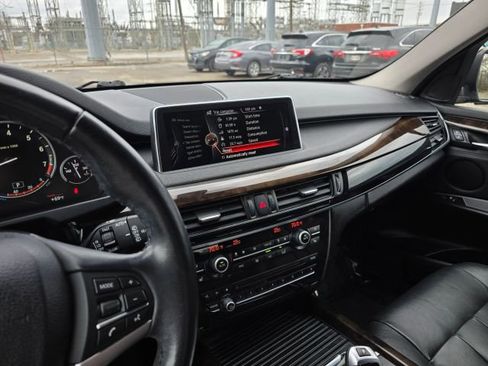 Used 2015 BMW X5 xDrive35i image 25