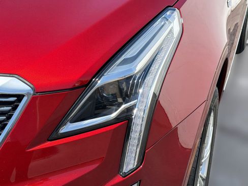 Certified 2024 Cadillac XT5 Luxury w/ LPO, Floor Liner Package FWD image 10