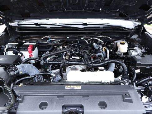 Used 2024 Toyota Tacoma SR5 RWD image 9