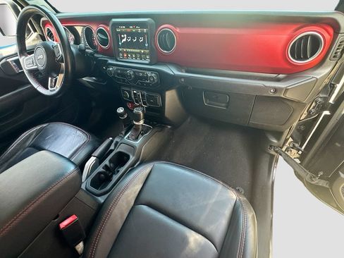 Used 2022 Jeep Gladiator Rubicon w/ LED Lighting Group AWD/4WD image 32