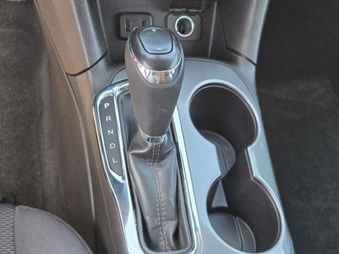 Used 2019 Chevrolet Cruze LT w/ Convenience Package FWD image 13