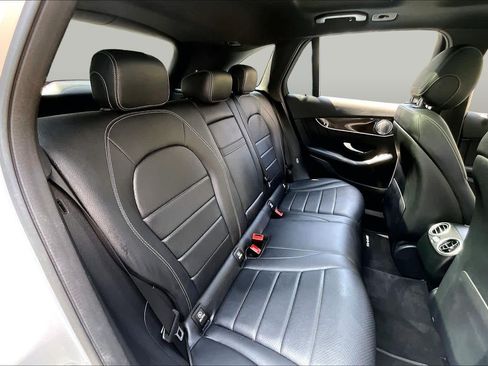 Certified 2020 Mercedes-Benz GLC 300 image 29
