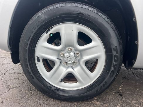 Used 2011 Toyota RAV4 4WD w/ Base L4 Extra Value Pkg image 33