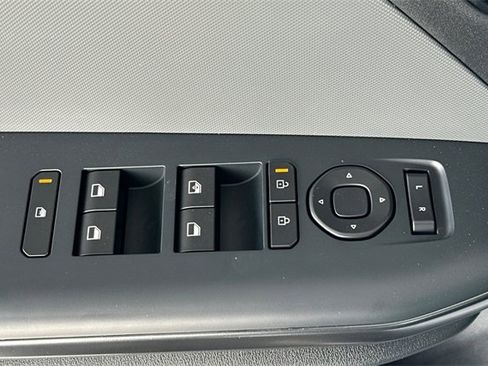 New 2026 Kia K4 LXS image 13