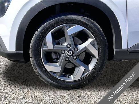 Used 2023 Hyundai Venue SEL w/ Cargo Package FWD image 8