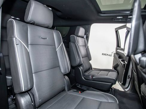 Used 2026 Cadillac Escalade ESV Sport w/ Touring Package AWD/4WD image 19