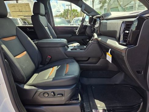 New 2026 GMC Sierra 2500 AT4 w/ AT4 Premium Plus Package AWD/4WD image 16